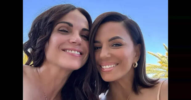 Звезда "Отчаянных домохозяек" Ева Лонгория отметила своё 51-летие