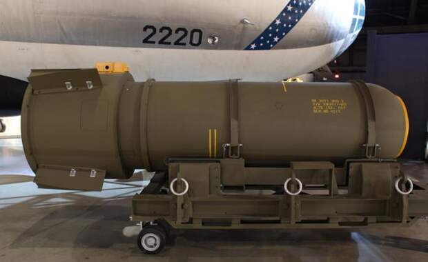 Как работает водородная бомба (6 фото) Как работает водородная бомба (6 фото)