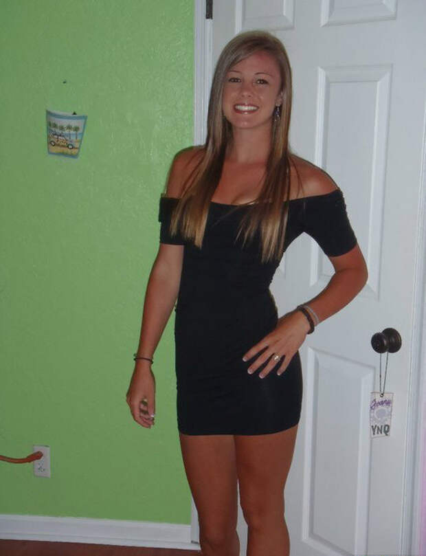 Стройные девушки в коротких платьях девушки, девушки в коротких платьях, удачный кадр