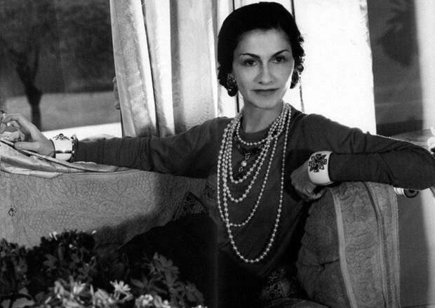 Женщине посвящается