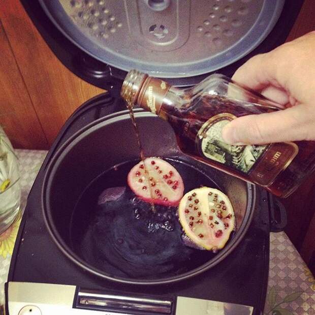 когда мужчина остается на кухне за хозяина