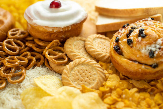 Нутрициолог Никулина: тяга к сладкому может указывать на дисбаланс в организме