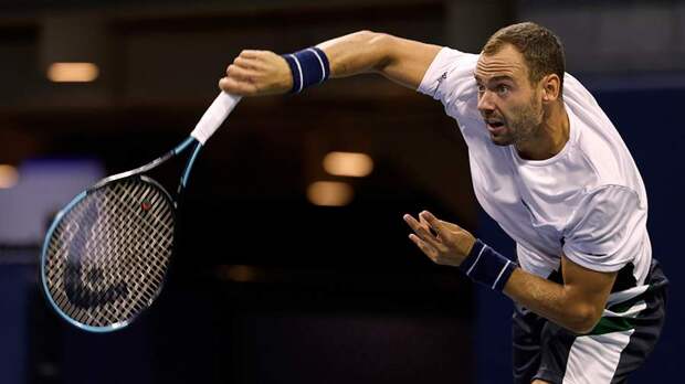 Российский теннисист Сафиуллин не смог выйти в третий круг US Open