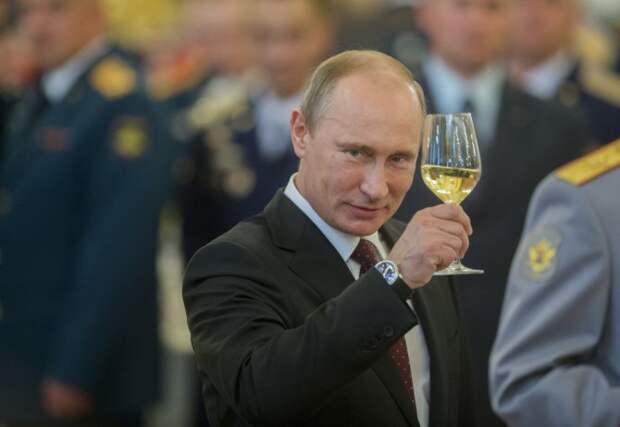 Forbes в третий раз назвал Путина самым влиятельным человеком мира Forbes в третий раз назвал Путина самым влиятельным человеком мира