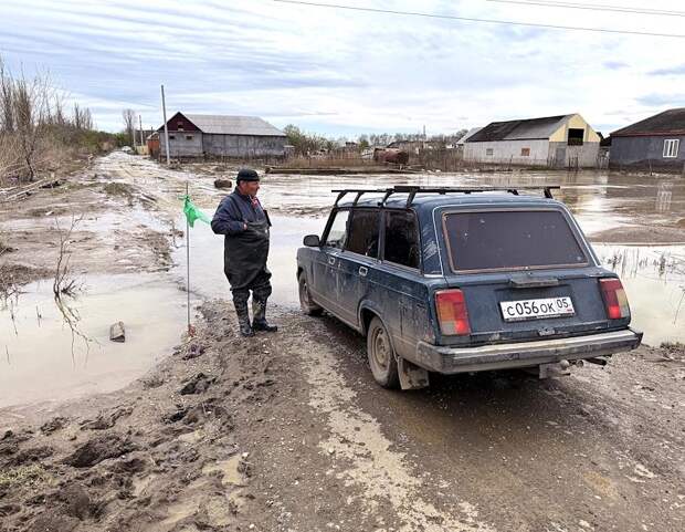 Дагестан и еще несколько регионов России предупредили об опасности