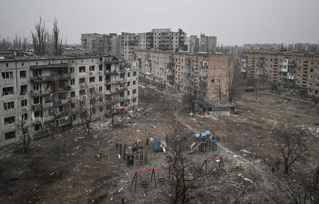 Семья с ребенком почти два года пряталась от эвакуации в подвале в зоне СВО