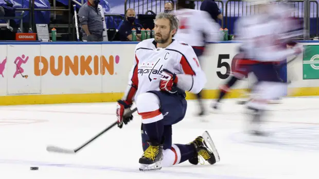 Овечкин вышел на седьмое место по голам в истории НХЛ