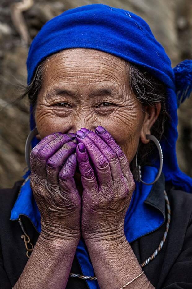 Purple-Hands__880