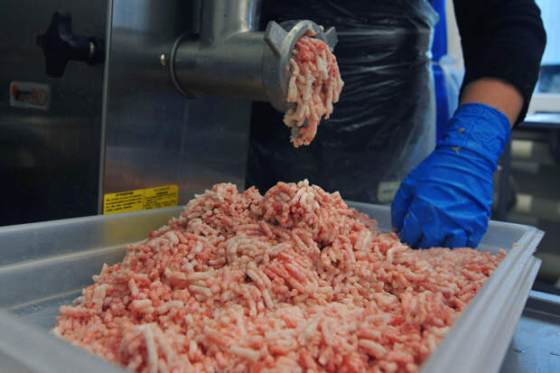 ФАС анонсировала проверку цен на упаковку по жалобе мясопереработчиков