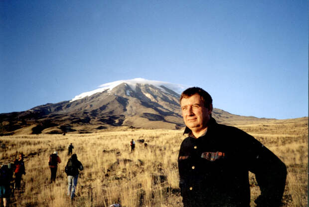 http://www.mountain.ru/world_mounts/turciya,%20iran/2003/ararat/img/1.jpg