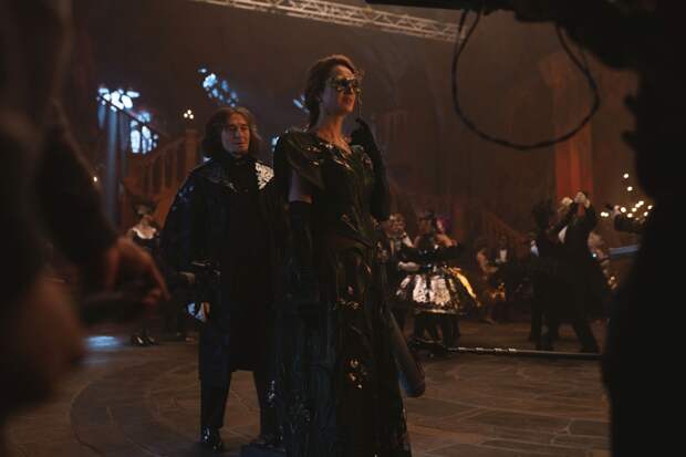 Подходят к концу съемки сказки «Чудо–Юдо» с Сергеем Безруковым и Викторией Исаковой Подходят к концу съемки сказки «Чудо–Юдо» с Сергеем Безруковым и Викторией Исаковой