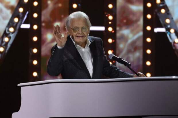 Представитель Юрия Антонова опроверг слухи о завершении карьеры