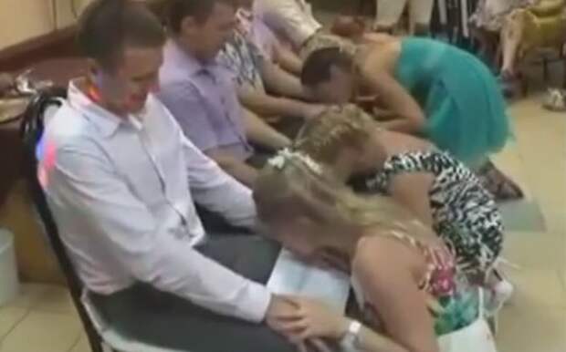 А вы, собственно, кто? А вы, собственно, кто?
