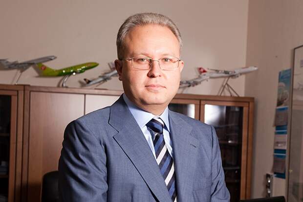 Чем занимаются родственники чиновников
