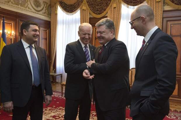 Порошенко и Байден договорились остановить "Северный поток-2" Порошенко и Байден договорились остановить "Северный поток-2"