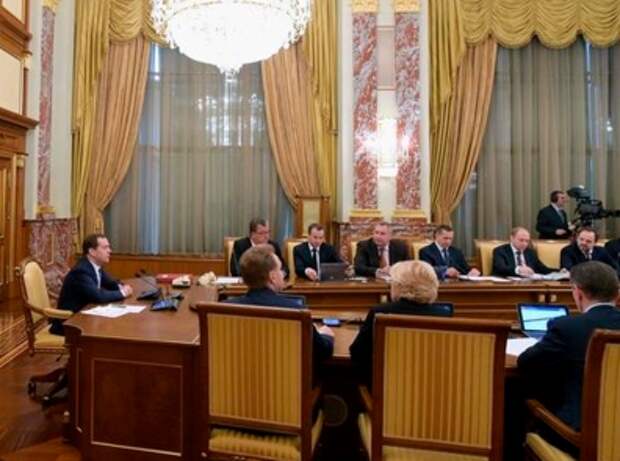Местным властям рекомендовали сократить расходы на саморекламу