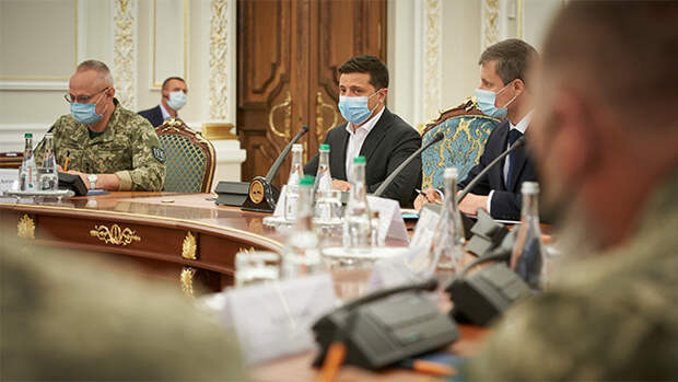 Зеленский меняет руководителей силовых ведомств. Поможет ли это установить мир в Донбассе?