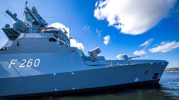 Глава МИД Польши Сикорский назвал Балтийское море внутренним морем НАТО