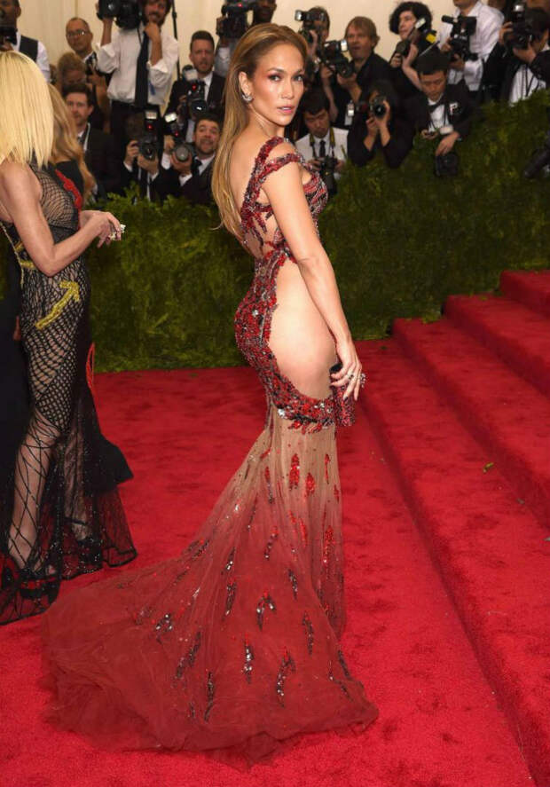 Дженнифер Лопес на Met Gala 2015 история, платье