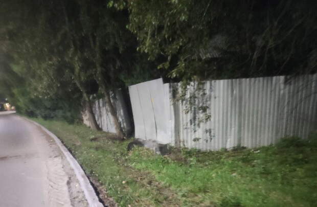 ﻿Нетрезвый водитель иномарки снес забор в Щекино
