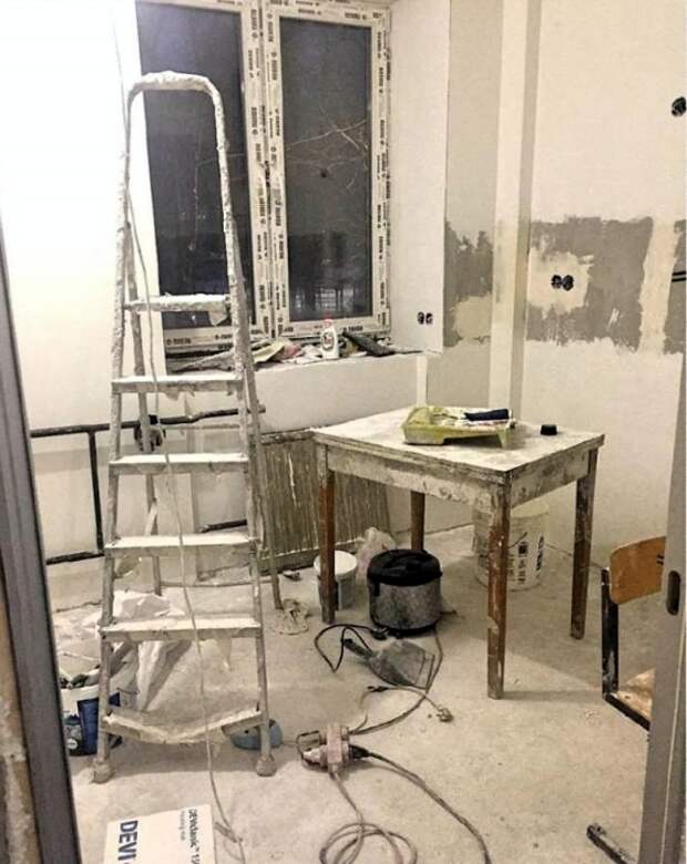 Интерьер в кухне пришлось создавать с нуля. | Фото: top.funnyreps.club. Интерьер в кухне пришлось создавать с нуля. | Фото: top.funnyreps.club.