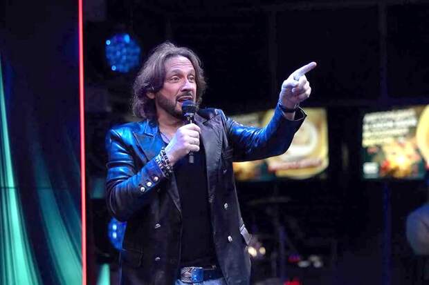 С новосельем, "Авторадио"!