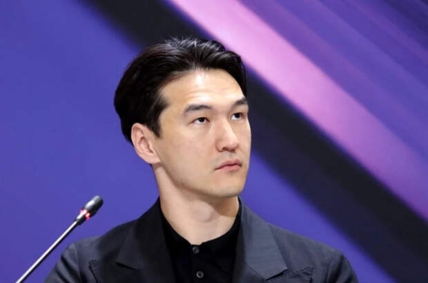 Адвокат: комику Сабурову в Казахстане грозит 12 лет за помощь бойцам СВО