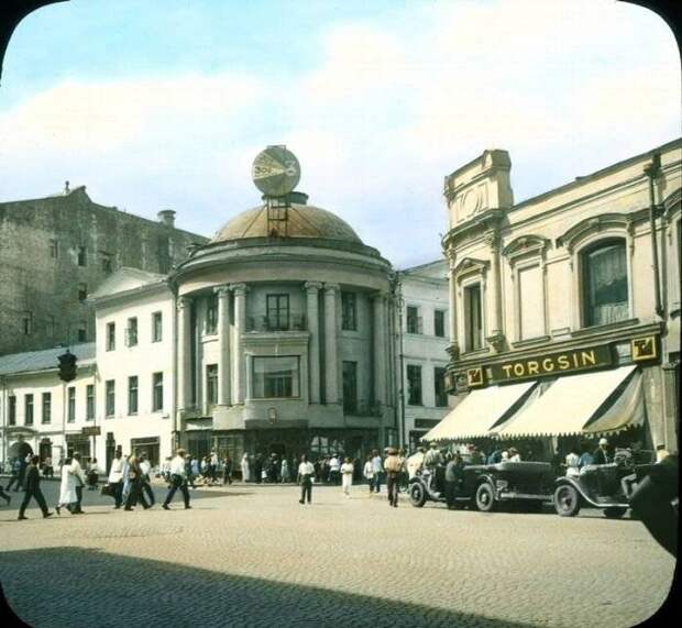 Редчайшие снимки Москвы 1931 года в цвете (77 фото)