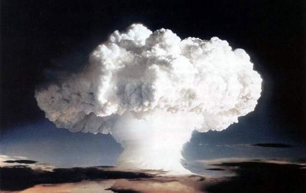 Эскалация конфликта: Европа предупреждает о ядерном ответе после удара ВСУ по Брянску