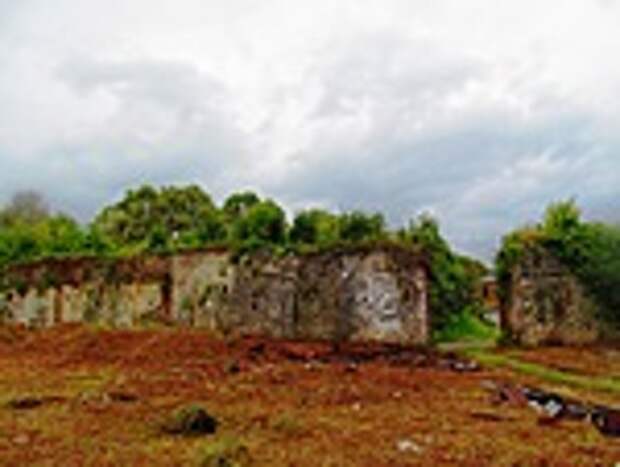 Заповедник "Сухумская крепость" - ворота в северовосточной стене, в город