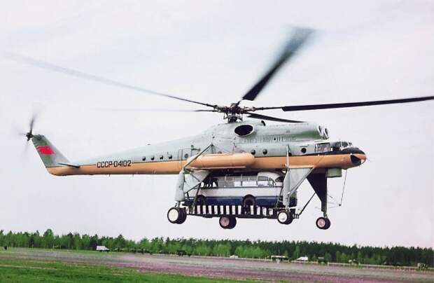 Ми-10 - военный летающий кран