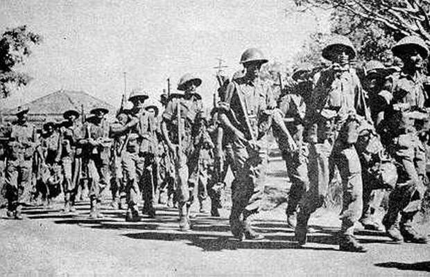 Индийские солдаты маршируют по дорогам Гоа - Конец Португальской Индии | Военно-исторический портал Warspot.ru