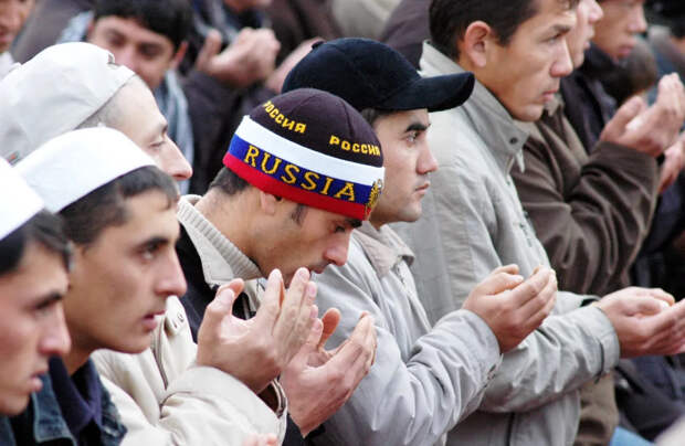 Не стоит путать ДУМ РФ и всех мусульман России, считает религиовед Силантьев