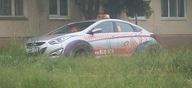 Ракурс 80-го уровня  показалось, прикол, юмор