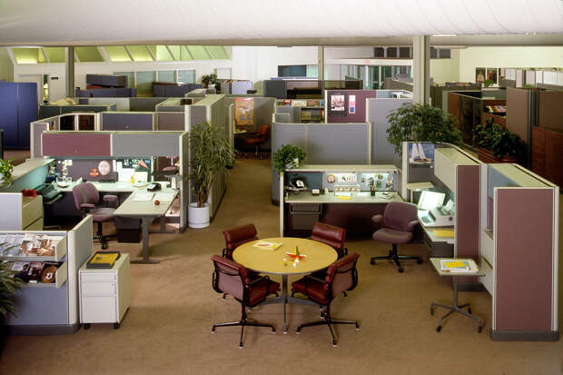 Офис с мебелью Herman Miller