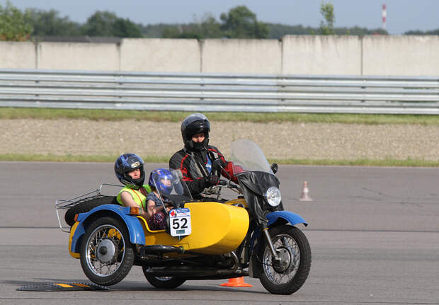 Олдтаймер ралли на автодроме ФСО олдтаймер, ралли, ретро автомобили