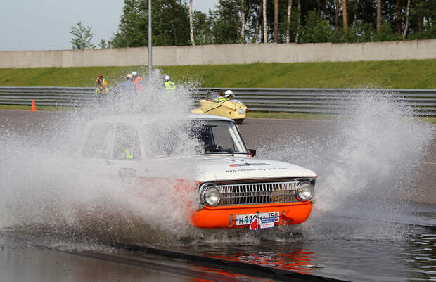 Олдтаймер ралли на автодроме ФСО олдтаймер, ралли, ретро автомобили