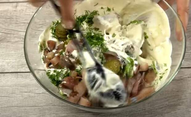 Закуска «Пальчики оближешь». Готовлю из самой недорогой селёдки: все знакомые просят рецепт