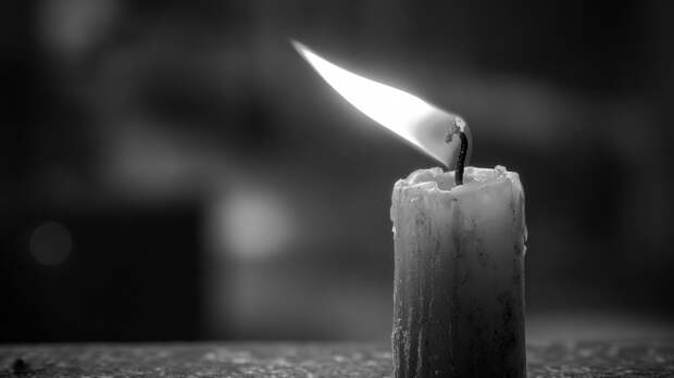 Умер на глазах у детей: не стало актера и театрального критика Михаила Синтина