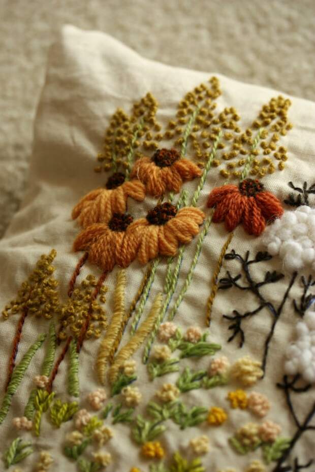 Вышивка шерстью. Объемное вышивание шерстяными нитками. Вышивка гладью шерстяными нитками. Объемная вышивка шерстью. Объемная вышивка шерстью.