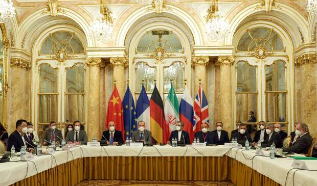 Участники переговоров в Вене обсудят вопрос снятия санкций США с Ирана