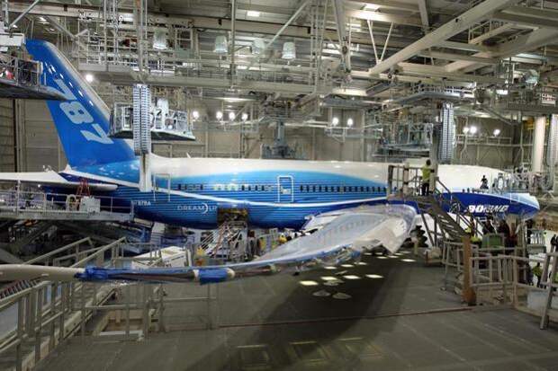 PlaneBuilding-kiqH--621x414@LiveMint