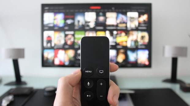 Топ-10 лучших сериалов первой половины 2025 года по версии Metacritic