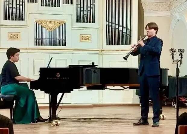 Псковский студент колледжа искусств стал лауреатом I степени Всероссийского конкурса «Кларнетино»