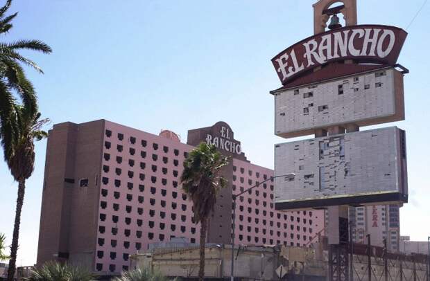 В 1941 году в городе было открыто первое казино El Rancho Vegas