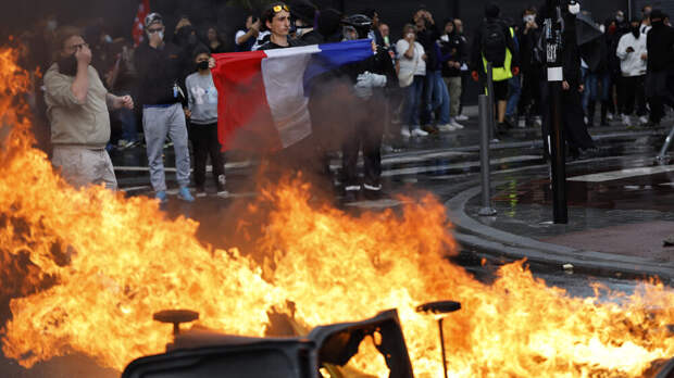 Вторая волна забастовок во Франции начнется 18 сентября