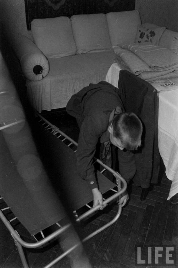 Фоторепортаж о жизни простых советских граждан в 1950-х