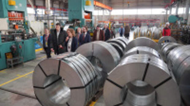 В рамках рабочей поездки в Ивановскую область глава Минпромторга России Антон Алиханов посетил ведущие предприятия региона