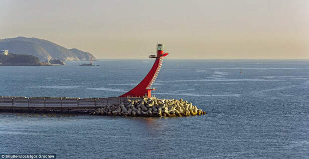 Gadeokdo East Breakwater, Южная Корея