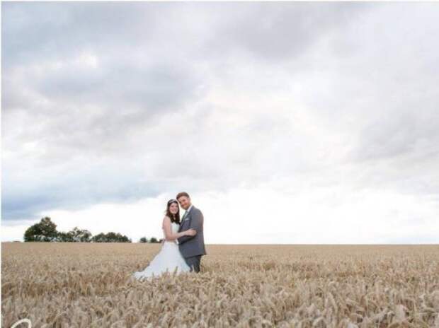 this-is-how-perfect-wedding-photographs-are-made-artnaz-com-8